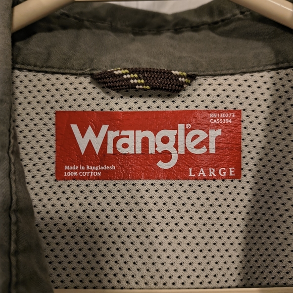 Wrangler Olive Button-Up Shirt - Picture 2 of 2